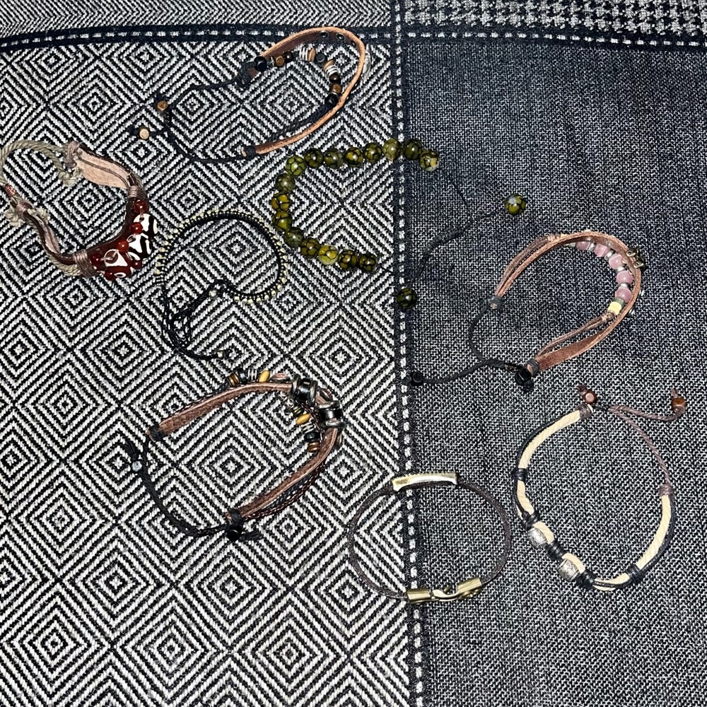 Bracelets (the whole lot of 8)